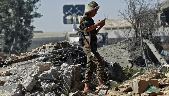 Authorities in the Yemeni city of Taiz and surrounding areas have stepped up security measures, including a ban on carrying weapons and the installation of security cameras, to resolve long-standing security issues and protect international humanitarian workers. (AFP/File)