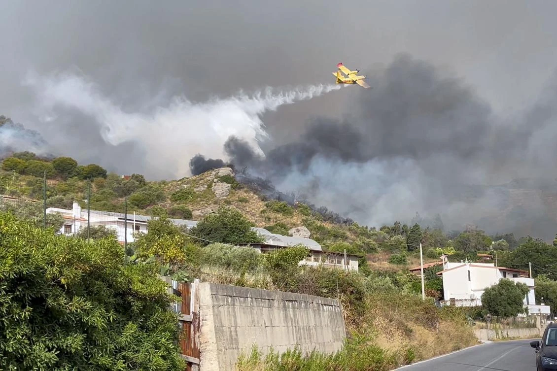 Mediterranean nations fight heat and deadly fires