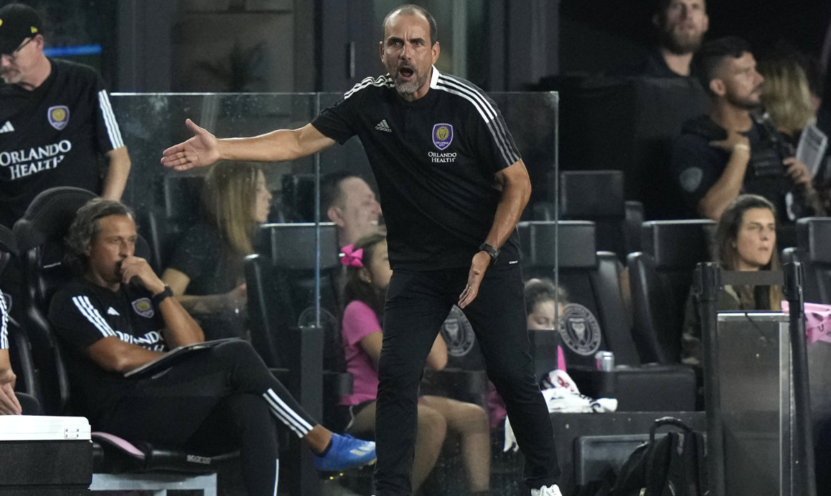 Orlando City head coach Oscar Pareja gestures during the second half of the team's Leagues Cup soccer match against Inter Miami in Fort Lauderdale, Fla. (AP)