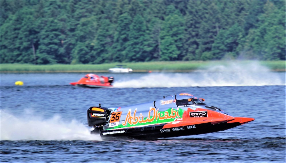 Team Abu Dhabi duo set sights on world title
