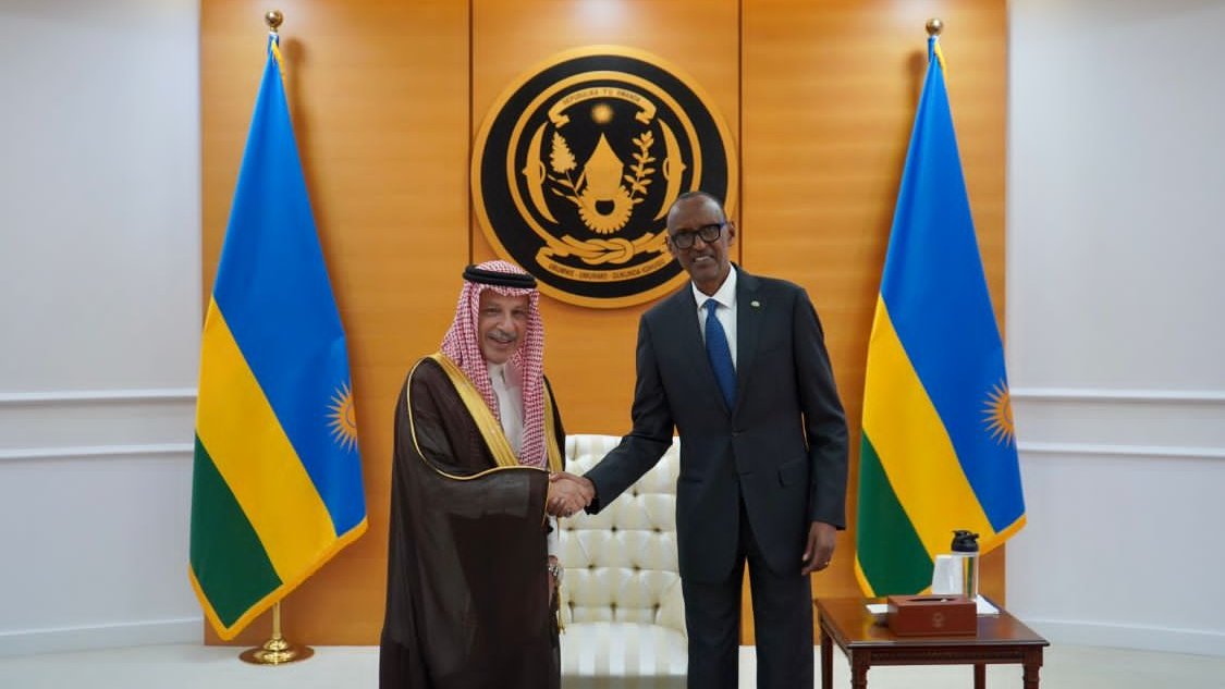 King Salman sent a verbal message to the president of Rwanda Paul Kagame on Tuesday. (SPA)