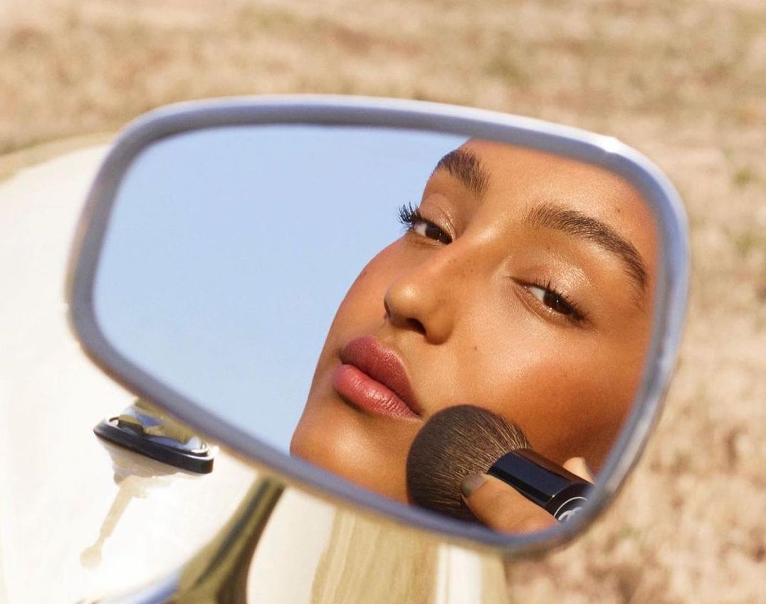 The short clip was a tutorial on how to use the label’s products to get a glowing and bronzed look for summer. (Instagram)