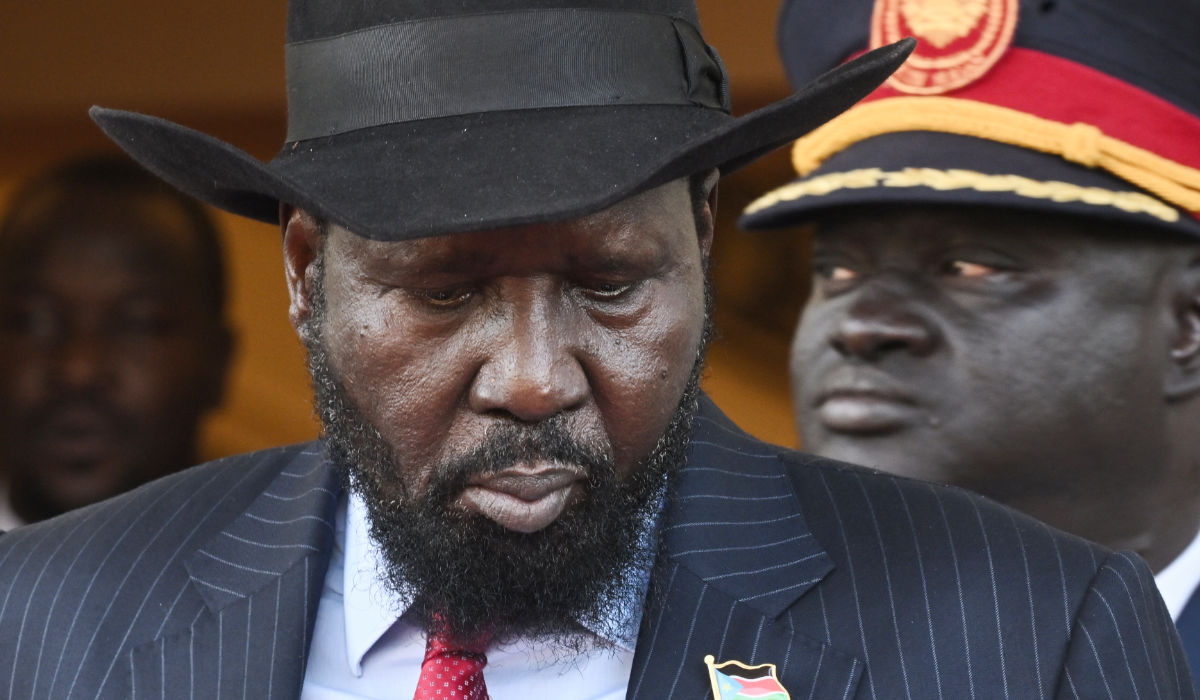 South Sudan's President Salva Kiir (L) looks on as he waits for the arrival of Pope Francis at the Presidential Palace in Juba, South Sudan, on February 3, 2023. (AFP)