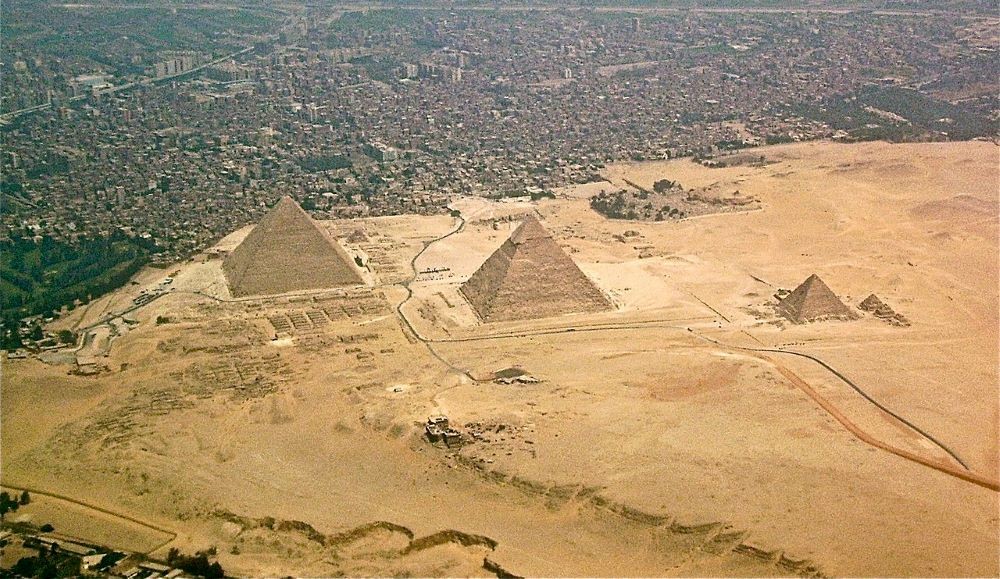 The pyramids at Giza could soon be appearing on advertising hoardings at Premier League grounds. (Wikimedia Commons)