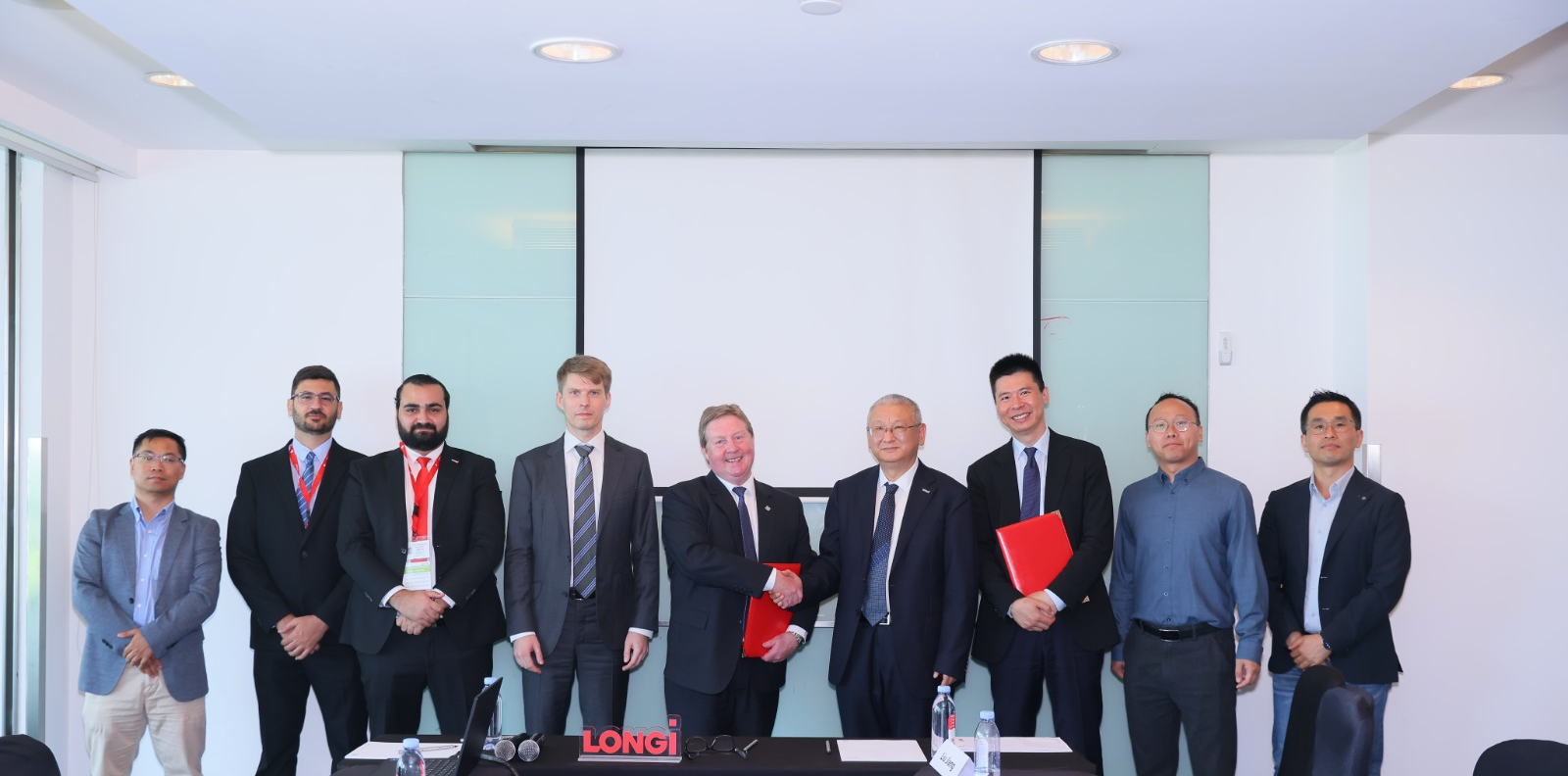 King Abdullah University of Science and Technology signed a memorandum of understanding with LONGi during the Shanghai New International Expo Center. Photo/Supplied