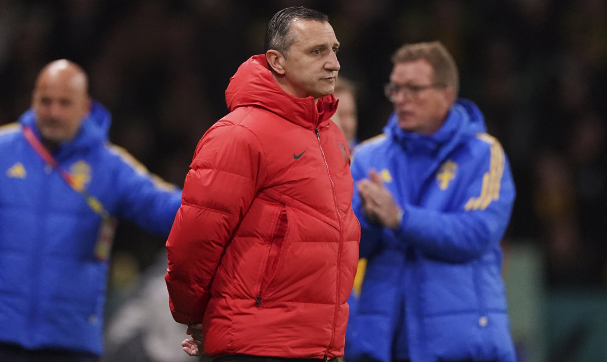 US coach Vlatko Andonovski during the Women's World Cup round of 16 against Sweden. Andonovski has resigned, a person familiar with the decision told The Associated Press on Wednesday. (File/AP)