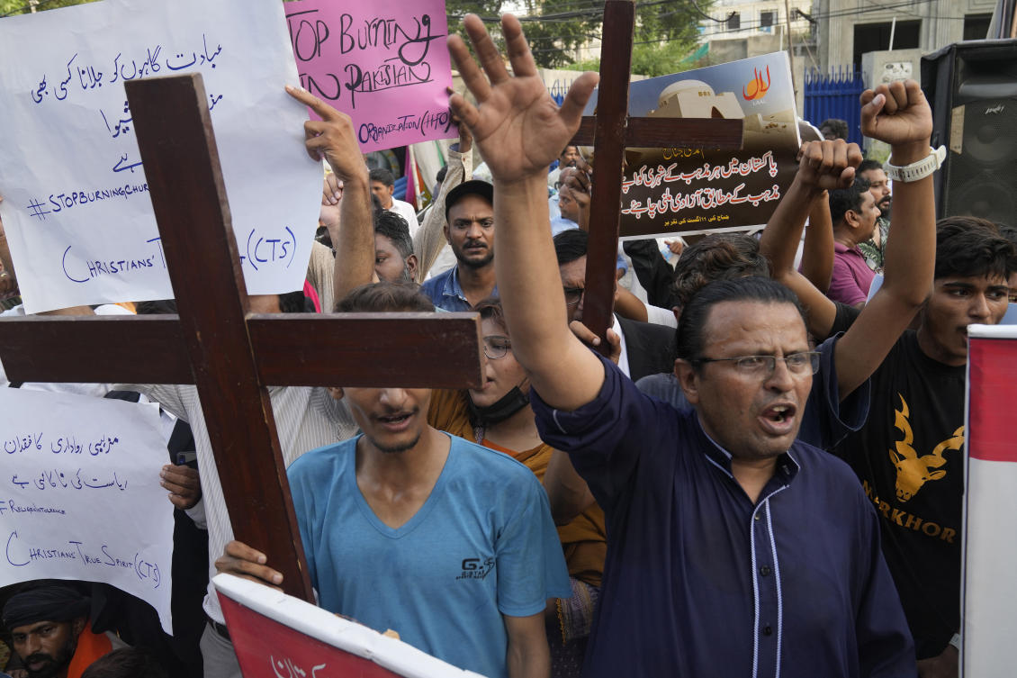 More than 80 Christian homes, 19 churches vandalized in Pakistan blasphemy riot: police