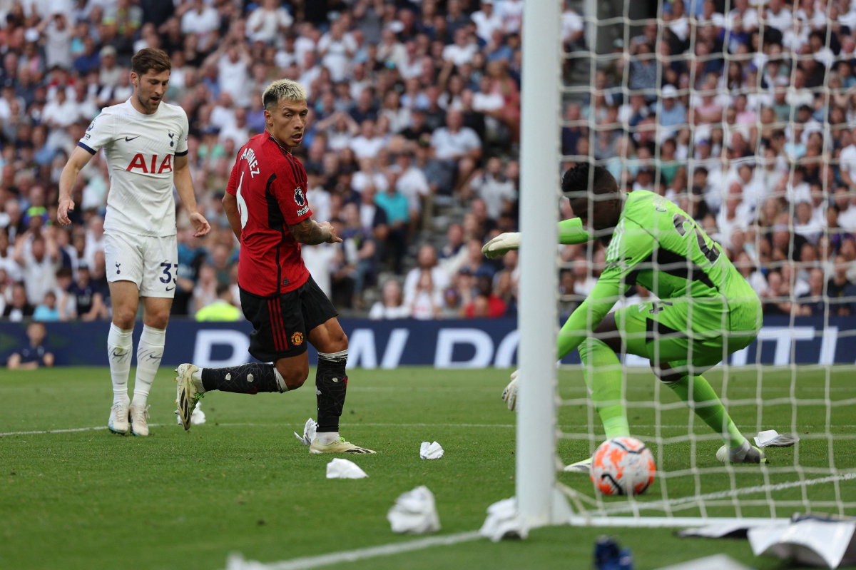 Spurs sink toothless Man Utd, Man City too good for Newcastle