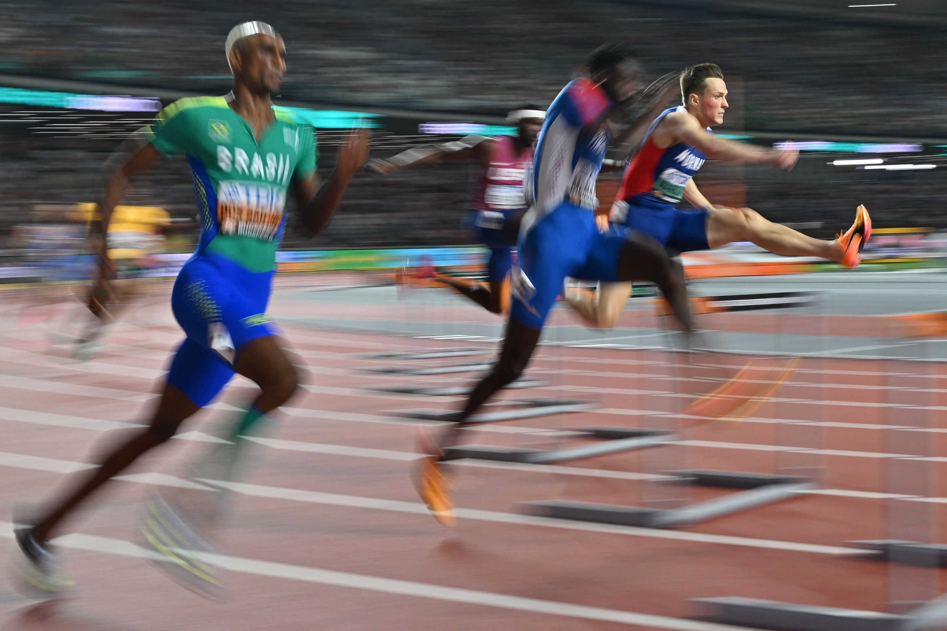 Warholm saves Norway’s honor, Ingebrigtsen denied in 1500m again