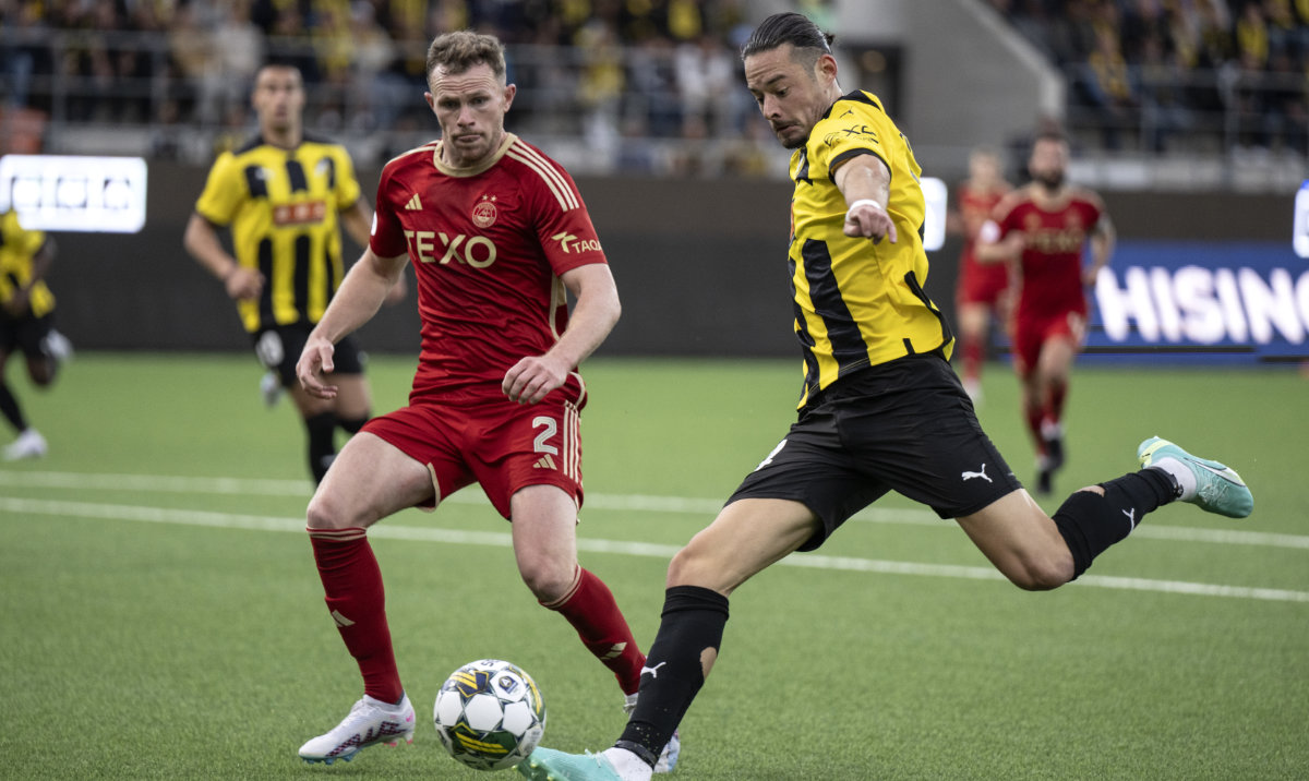 Ajax cruise and Aberdeen battle back in Europa League