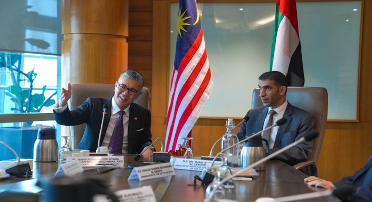 Malaysia's International Trade and Industry Minister Tengku Zafrul Aziz meets UAE Minister of State for Foreign Trade Thani bin Ahmed Al-Zeoudi in Putrajaya, Malaysia, on May 23, 2023. (Malaysia International Trade and Industry Ministry). (Asia Bureau)