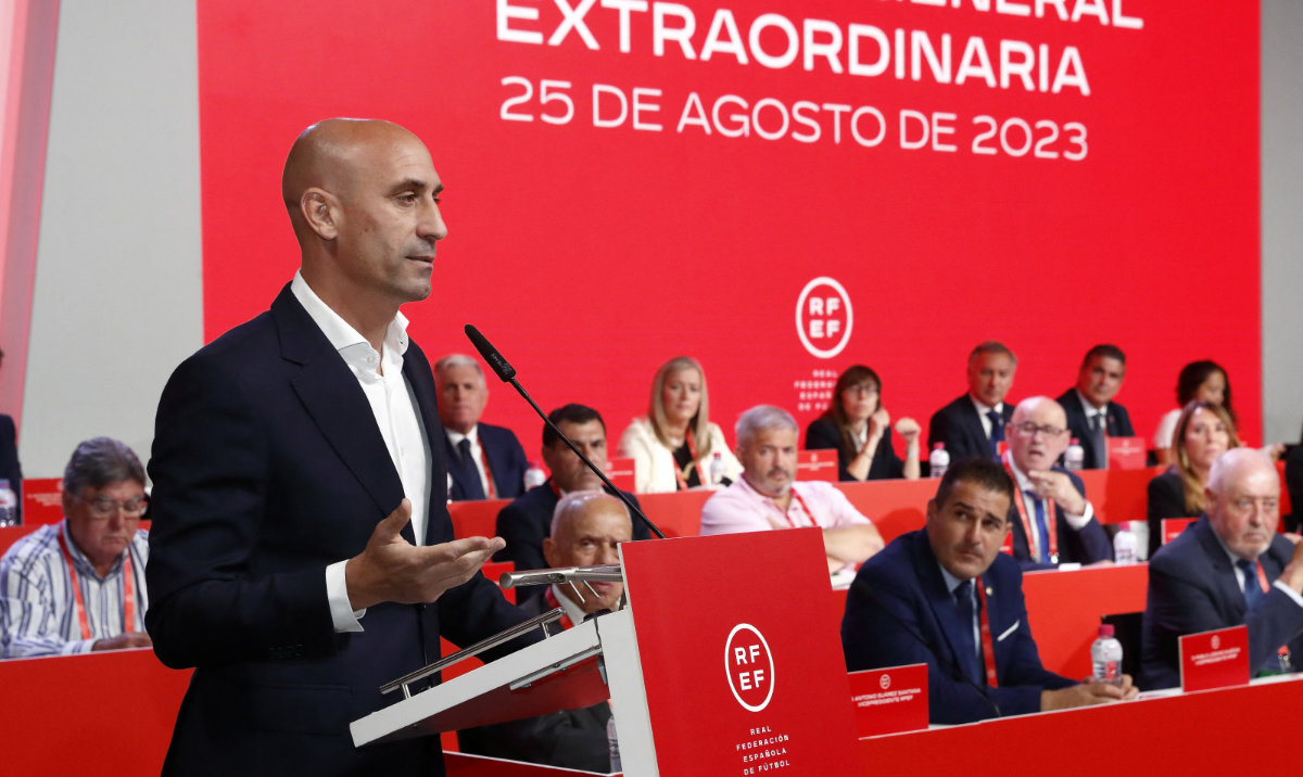 The president of the Spanish soccer federation Luis Rubiales delivers a speech during an extraordinary general assembly of the federation on August 25, 2023 in Las Rozas de Madrid. (AFP)