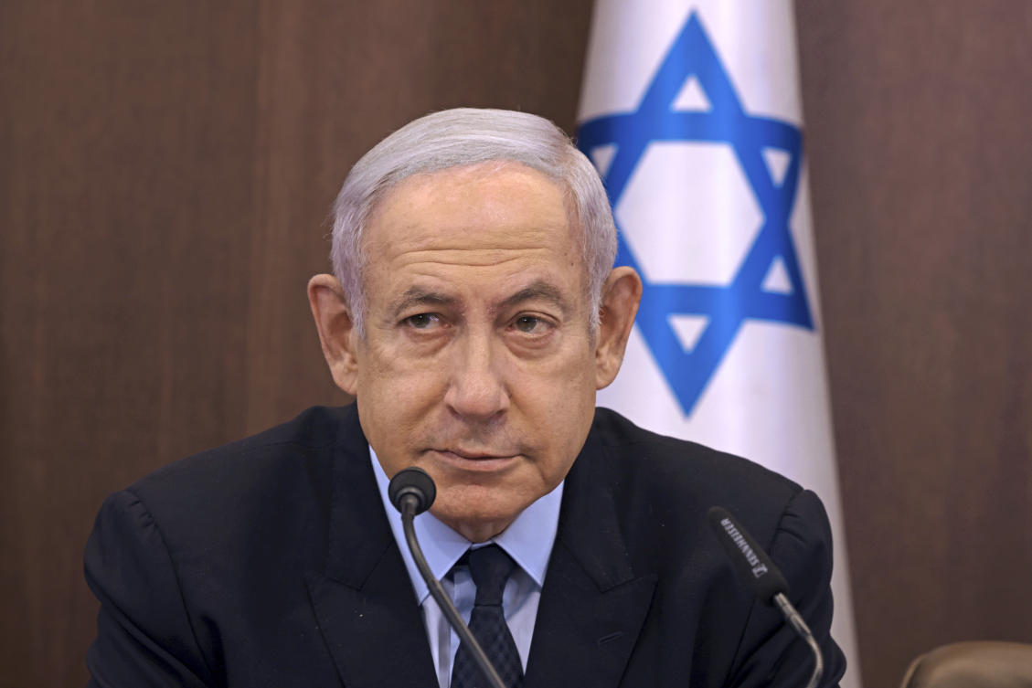 Israeli Prime Minister Benjamin Netanyahu chairs a weekly cabinet meeting at his office in Jerusalem. (AP)