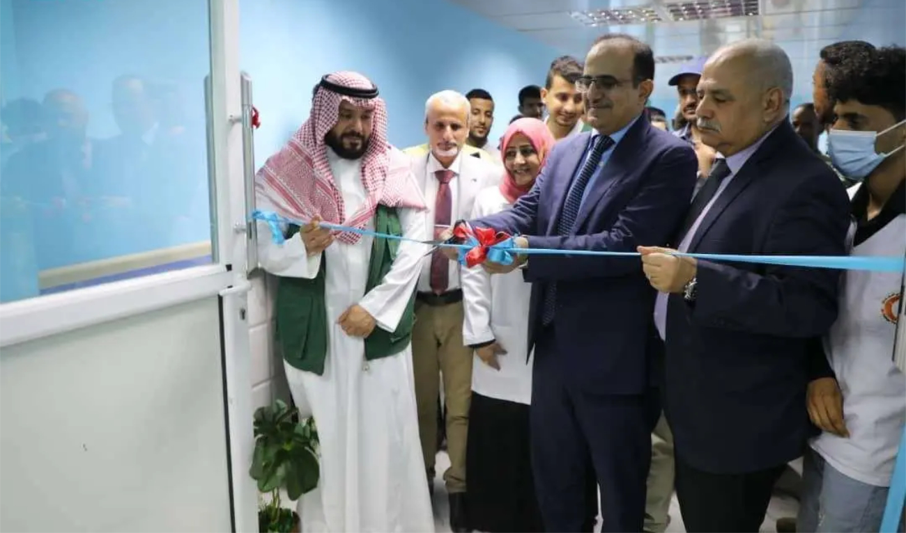 Qasim Buhaibeh, Yemeni health minister, commended KSrelief’s efforts in the health sector. (SPA)