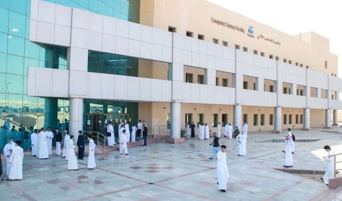 The party from the UN specialist agency was welcomed by faculty dean, Dr. Faisal bin Wahes Al-Thibiani. (Supplied)