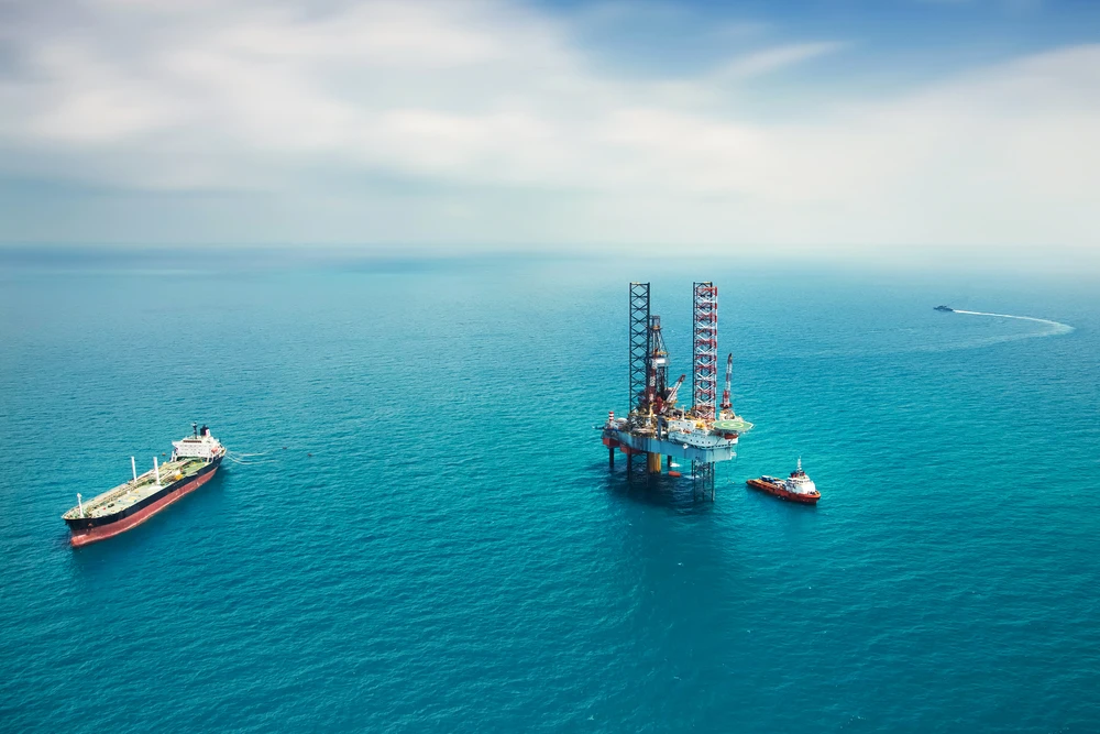 Oil Updates — US drillers cut oil rigs for 8th week in a row: Baker Hughes