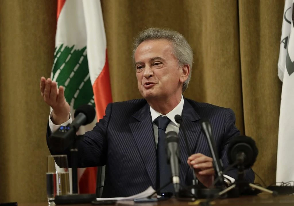 Lebanon freezes bank accounts of former central bank governor and associates