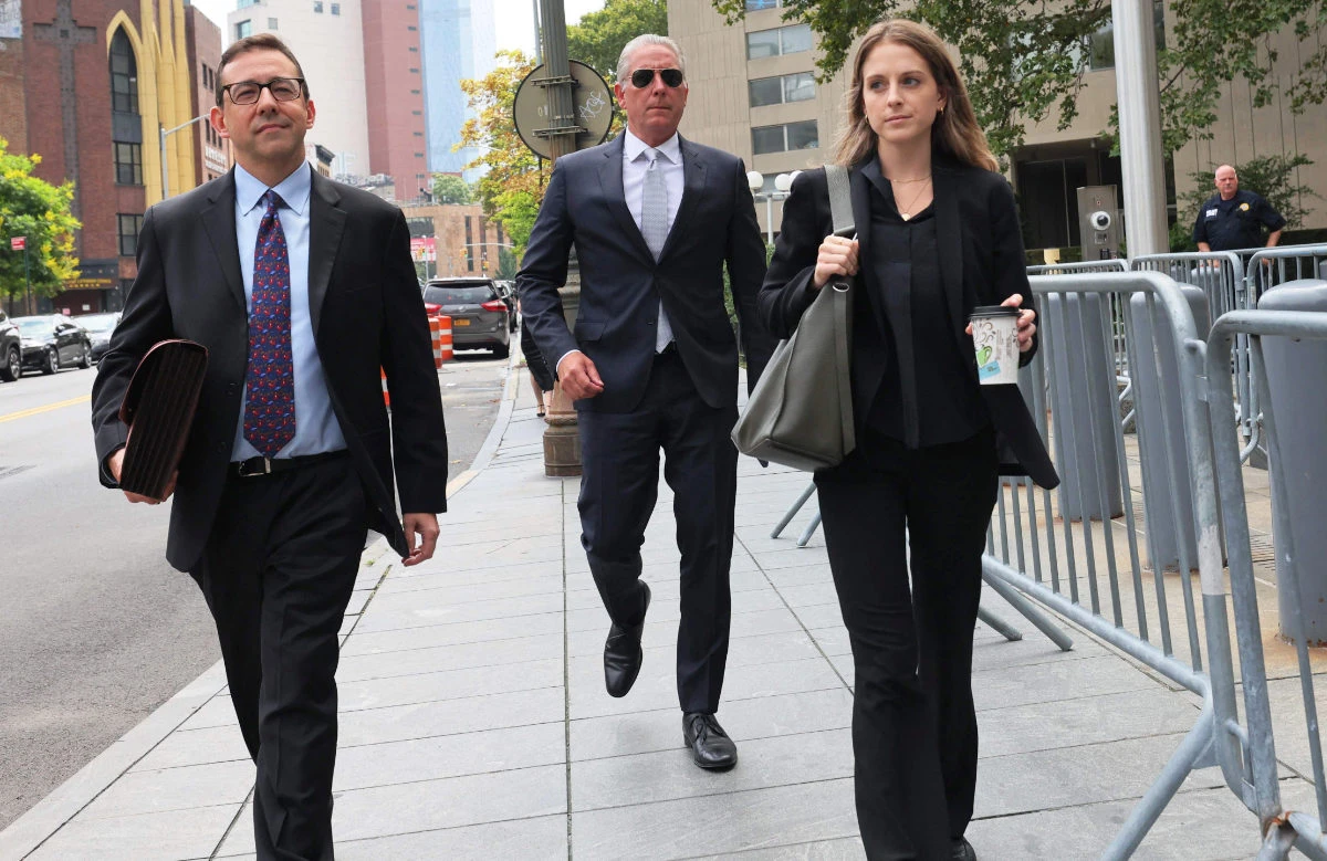 Former FBI agent Charles McGonigal (C) arrives for a change of plea hearing at Manhattan Federal Court on August 15, 2023 in New York City. (AFP)