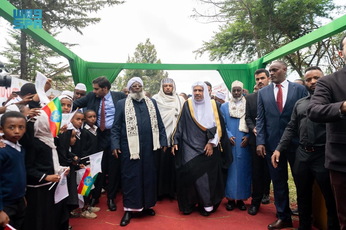 MWL head Dr. Mohammed bin Abdulkarim Al-Issa on Sunday announced the league’s initiative to establish the Al-Nejashi Mosque in Ethiopia. (SPA)