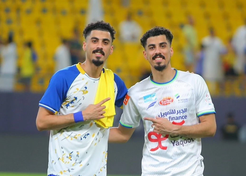 Saudi internationals Ali, of Al-Nassr, and Qassem, of Al-Fateh, went viral on social media after they left Sadio Mane seeing double. (Instagram: @alawi_78s)