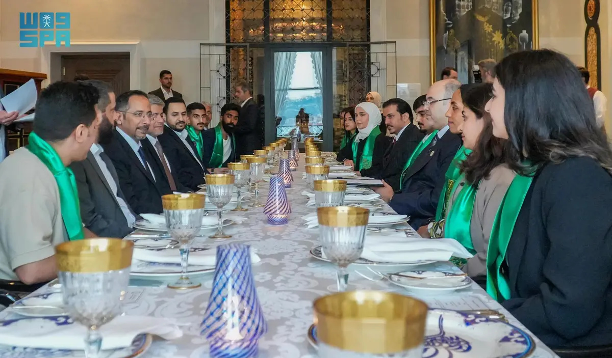 Alkhorayef said his ministry was keen to improve communication with Saudis studying overseas. (SPA)
