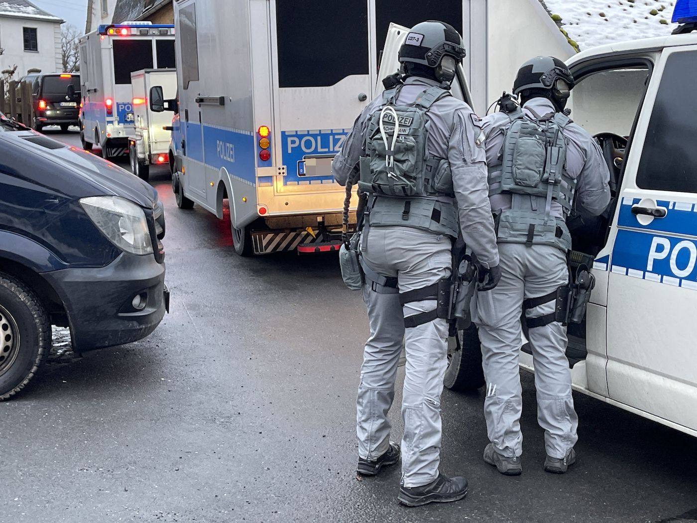 German special police forces patrol and search an area in Bad Lobenstein, Thuringia, eastern Germany. (File/AFP)