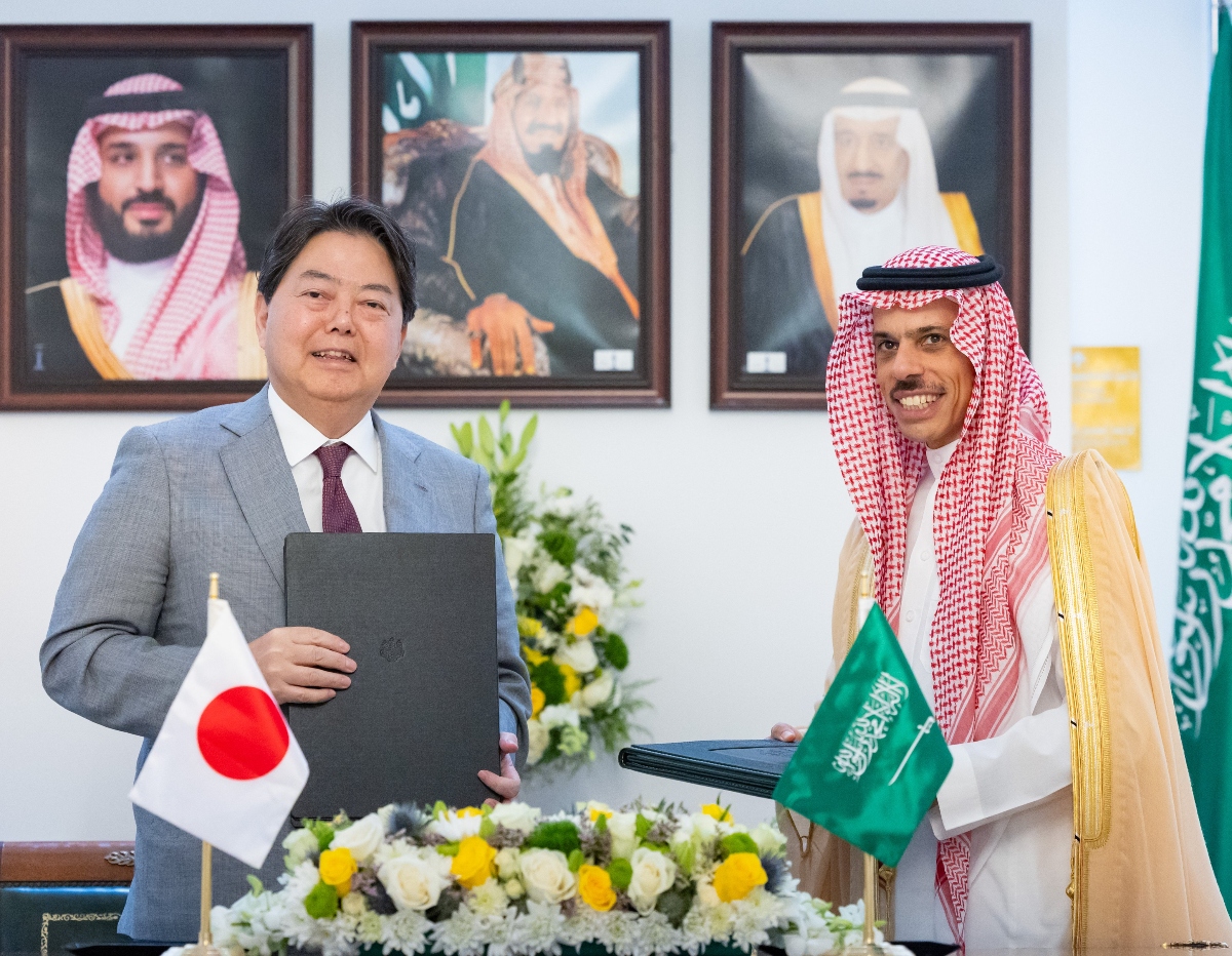 Hayashi and Prince Faisal kicked off their meeting by signing a memorandum based on the strategic dialogue agreement that was established in July. (Twitter @KSAMOFA)