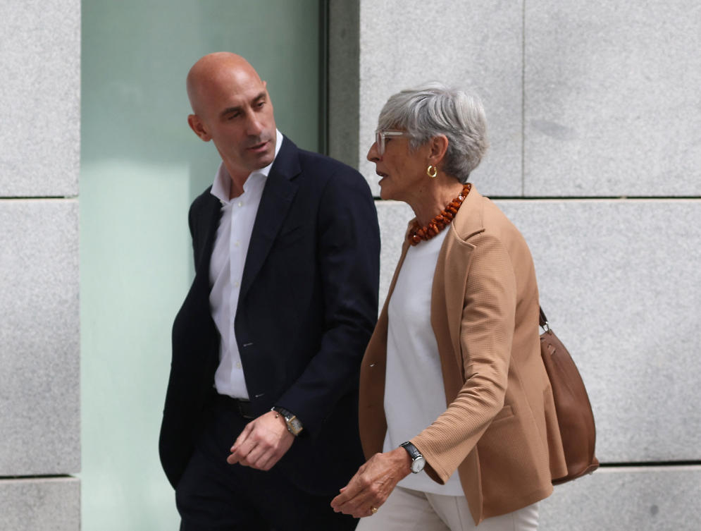 Restraining order imposed on ex-Spain football boss after testifying in assault probe