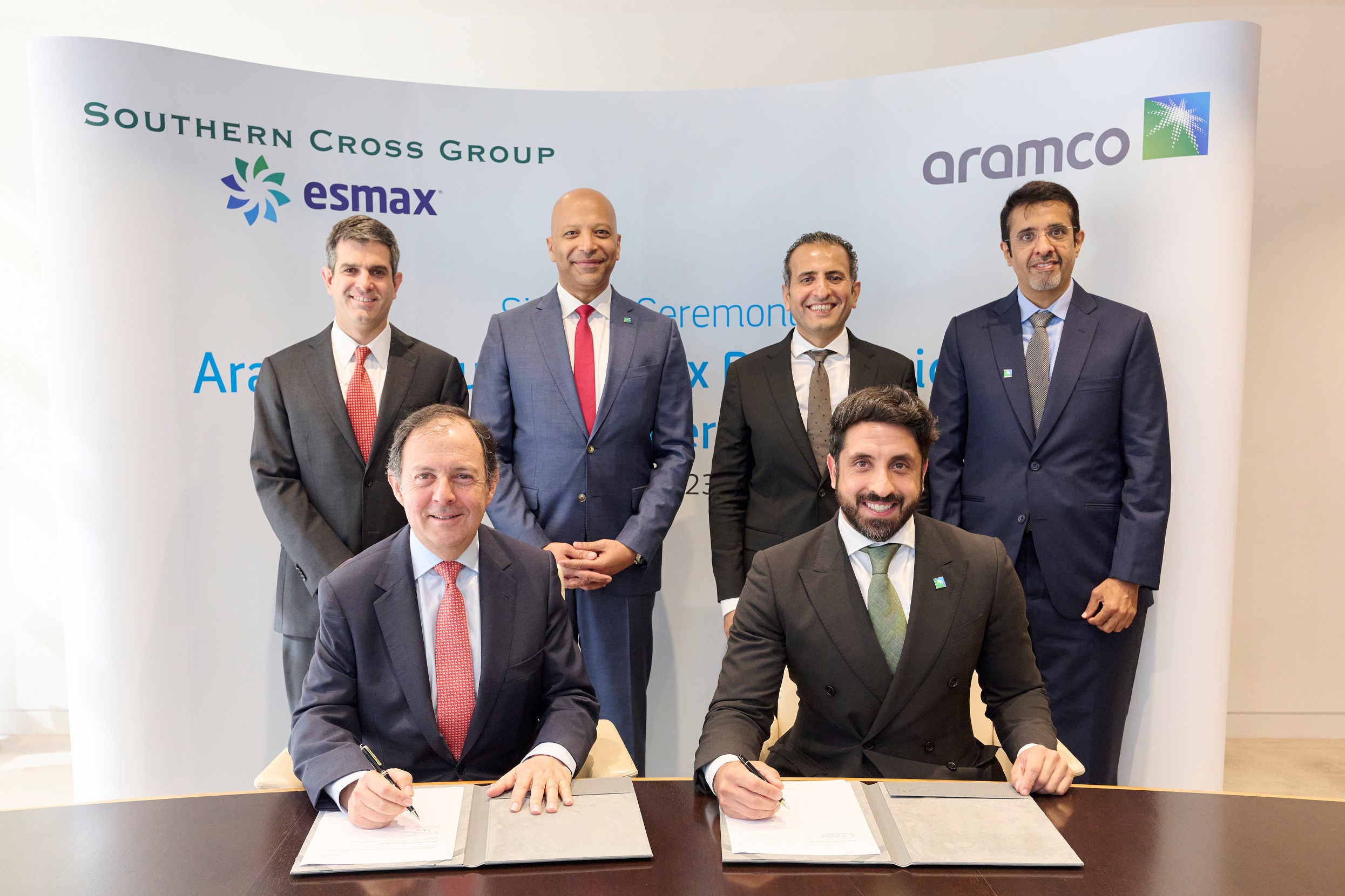Southern Cross Group Partner Raoul Sotomayor and Acting President of Aramco Europe Mansour Al Turki at the signing ceremony. (Supplied)