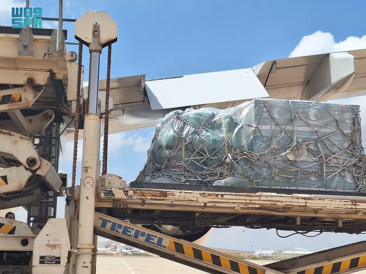 The third Saudi relief plane carrying 50 tons of food and shelter aid arrives in Benghazi on Monday. (SPA)