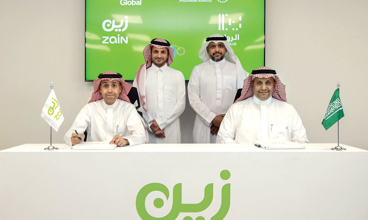Saad bin Abdulrahman Al-Sadhan, chief business and wholesale officer at Zain KSA, and Subhi Alghamdi, CEO of Pioneers Systems, at the signing ceremony, which took place at Cityscape Global in Riyadh.