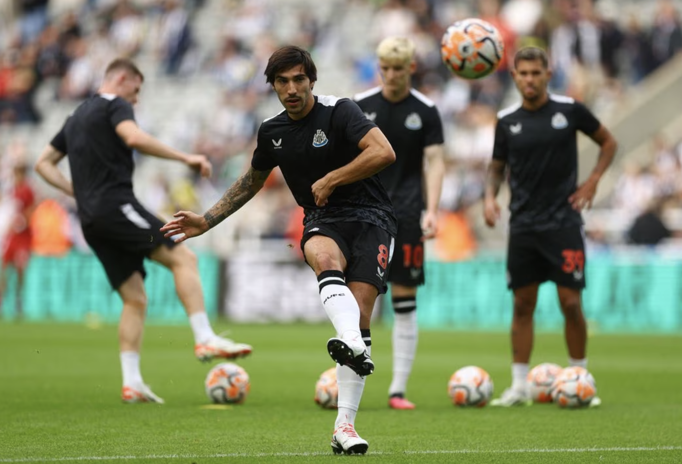 Newcastle United midfielder Sandro Tonali admits Tuesday's Champions League clash at AC Milan will be 90% emotion as he returns to the San Siro. (Reuters)