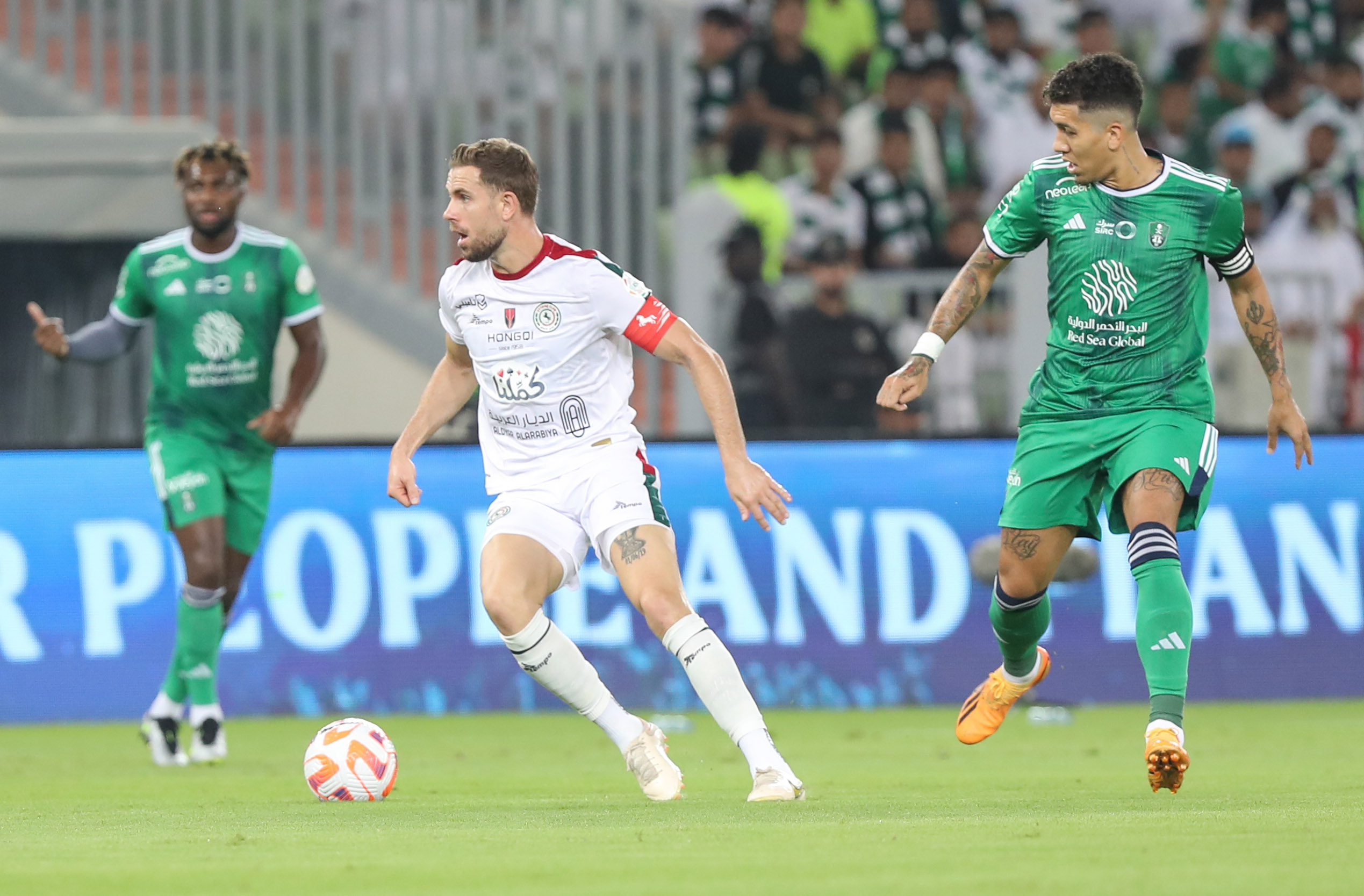 In the big game of the Roshn Saudi League, there were a number of ex-Liverpool legends in action as Al-Ahli drew 0–0 at home to Ettifaq. (X/@Ettifaq)