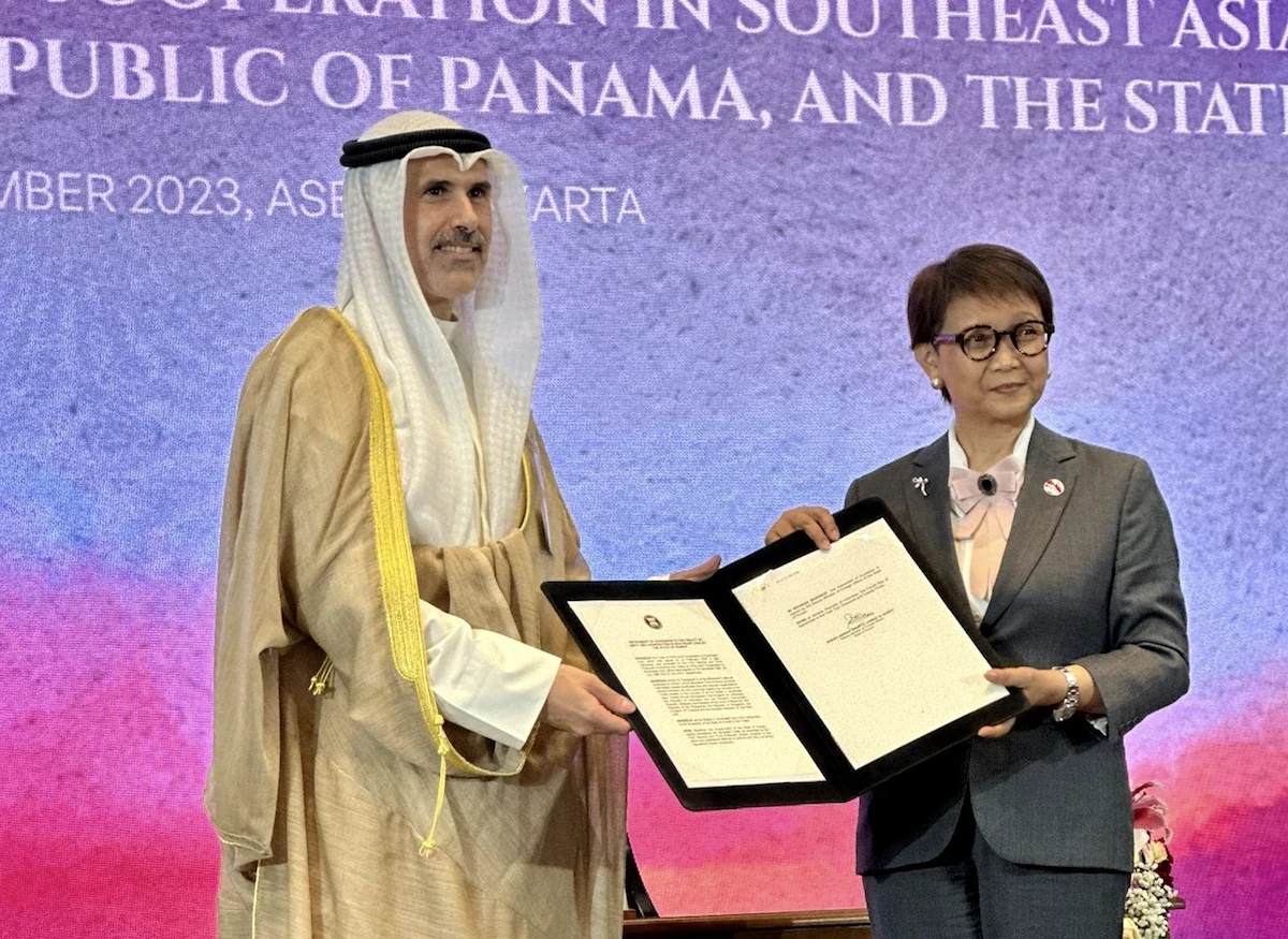 Kuwaiti Deputy FM at the Treaty of Amity and Cooperation in Southeast Asia signing ceremony in Jakarta. (KUNA)