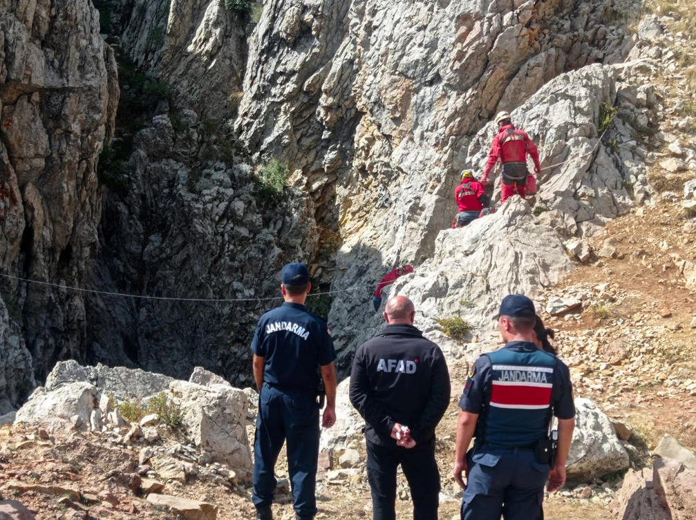 Turkish and international cave rescue experts are working to save an American speleologist trapped at a depth of 1,000 meters in a cave in southern Turkiye after he became ill. (AP)
