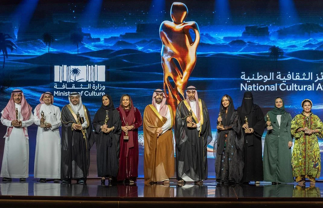 Saudi Minister of Culture Prince Badr bin Abdullah bin Farhan with the winners of the third National Cultural Awards in Riyadh. (SPA)