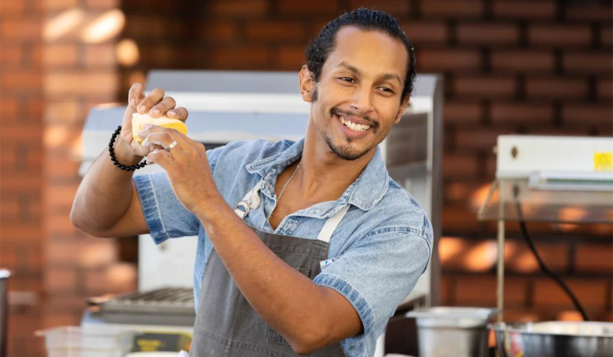Saudi chef Abdulrahman Enani’s secret in the kitchen is simple: ‘cooking with love and respect for ingredients.’ (Supplied)
