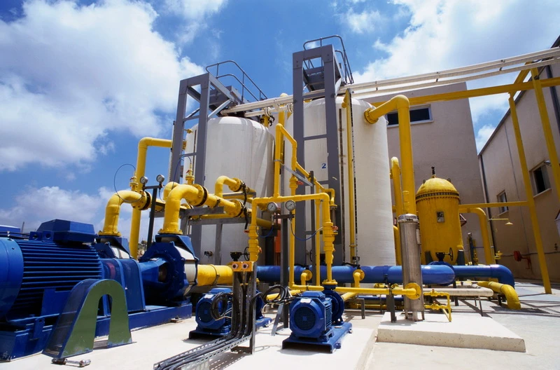 The project will have a transmission capacity of 500,000 cubic meters per day and a length of 150 km with the aim of transferring drinkable water to the two holy cities. File