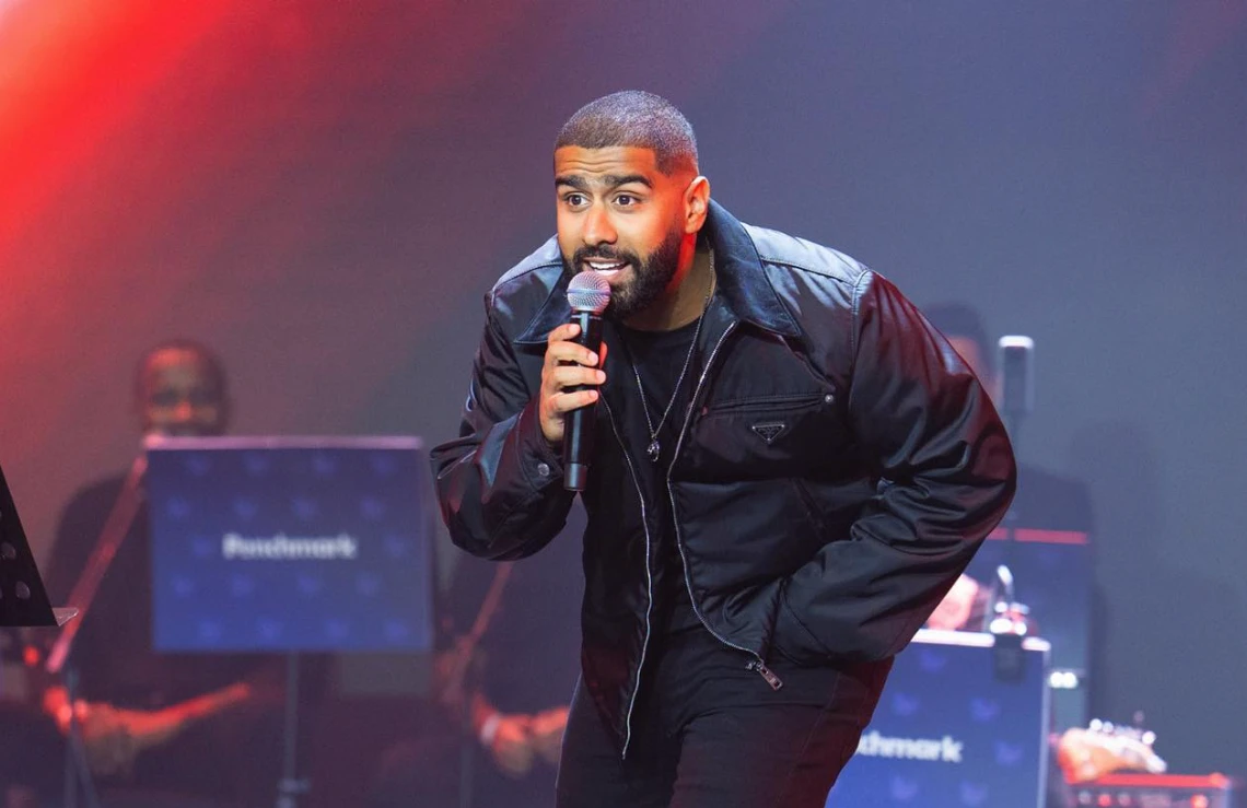 The pop singer promised his fans that his Nickelodeon show will be “different.” (Supplied)