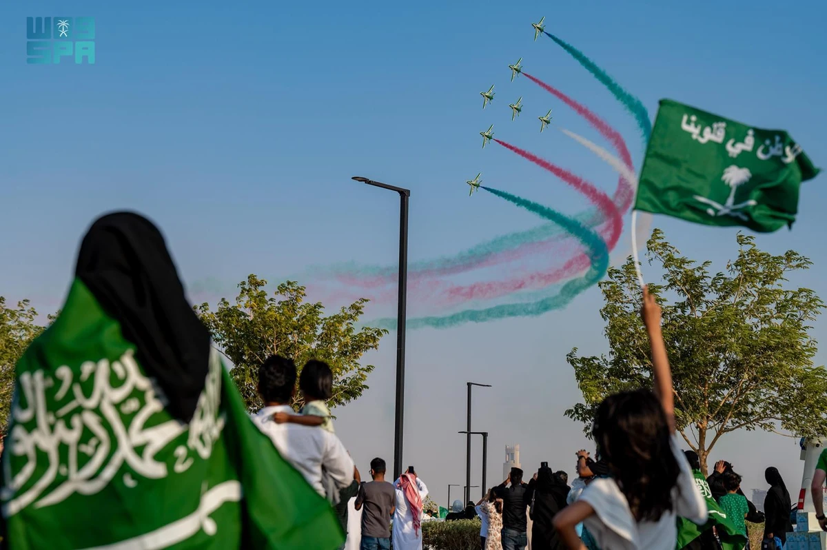 Citizens and residents who gathered to witness the fireworks also had the opportunity to enjoy a diverse range of other displays and events, including drone shows. (SPA)