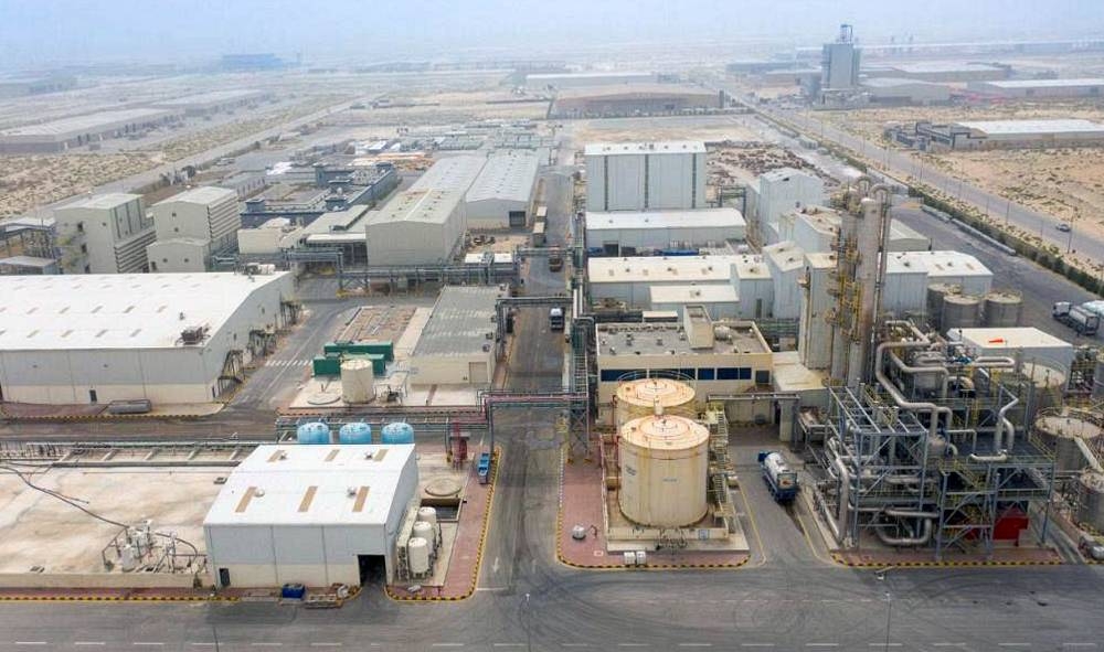 According to the Saudi Press Agency, the food product manufacturing sector received 29 permits, followed by the non-metallic mineral industry with 21.