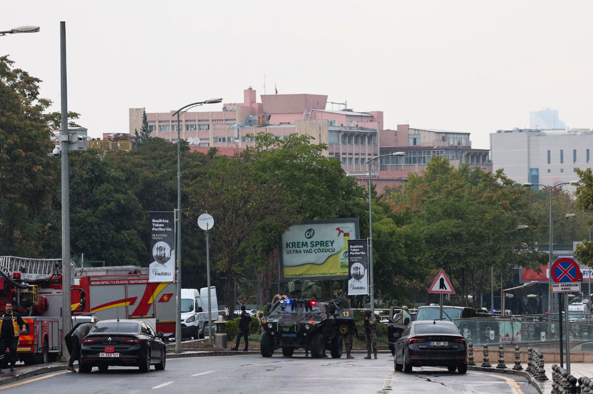 Members of Turkish Police Special Forces secure the area near the Interior Ministry following a bomb attack in Ankara on October 1, 2023, leaving two police officers injured.(AFP)