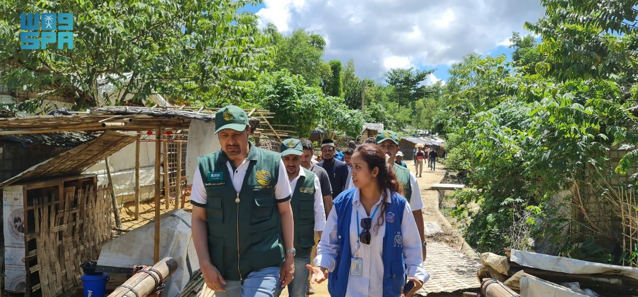 KSrelief recently visited one of the center’s housing projects in Rohingya refugee camps in the Cox’s Bazar area of Bangladesh. (SPA)