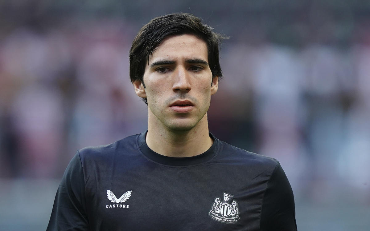 Newcastle's Sandro Tonali looks on during their Champions League match against AC Milan, at San Siro stadium in Milan on Sept. 19, 2023. (AP)