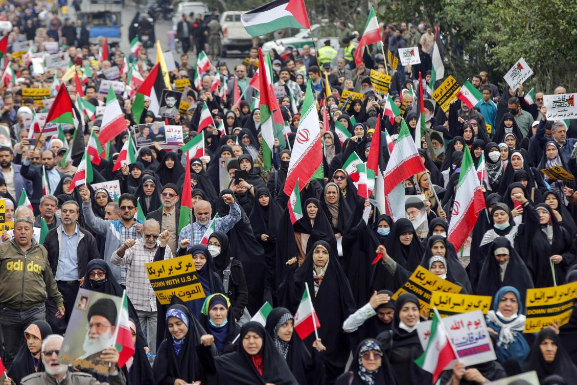 Iranians take part an anti-Israeli rally to show their solidarity with Palestinians in the capital Tehran on October 13, 2023. (AFP)