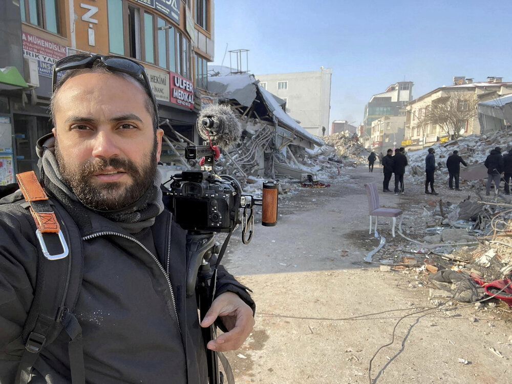 Israeli shelling along Lebanon border kills 1 journalist, wounds 6