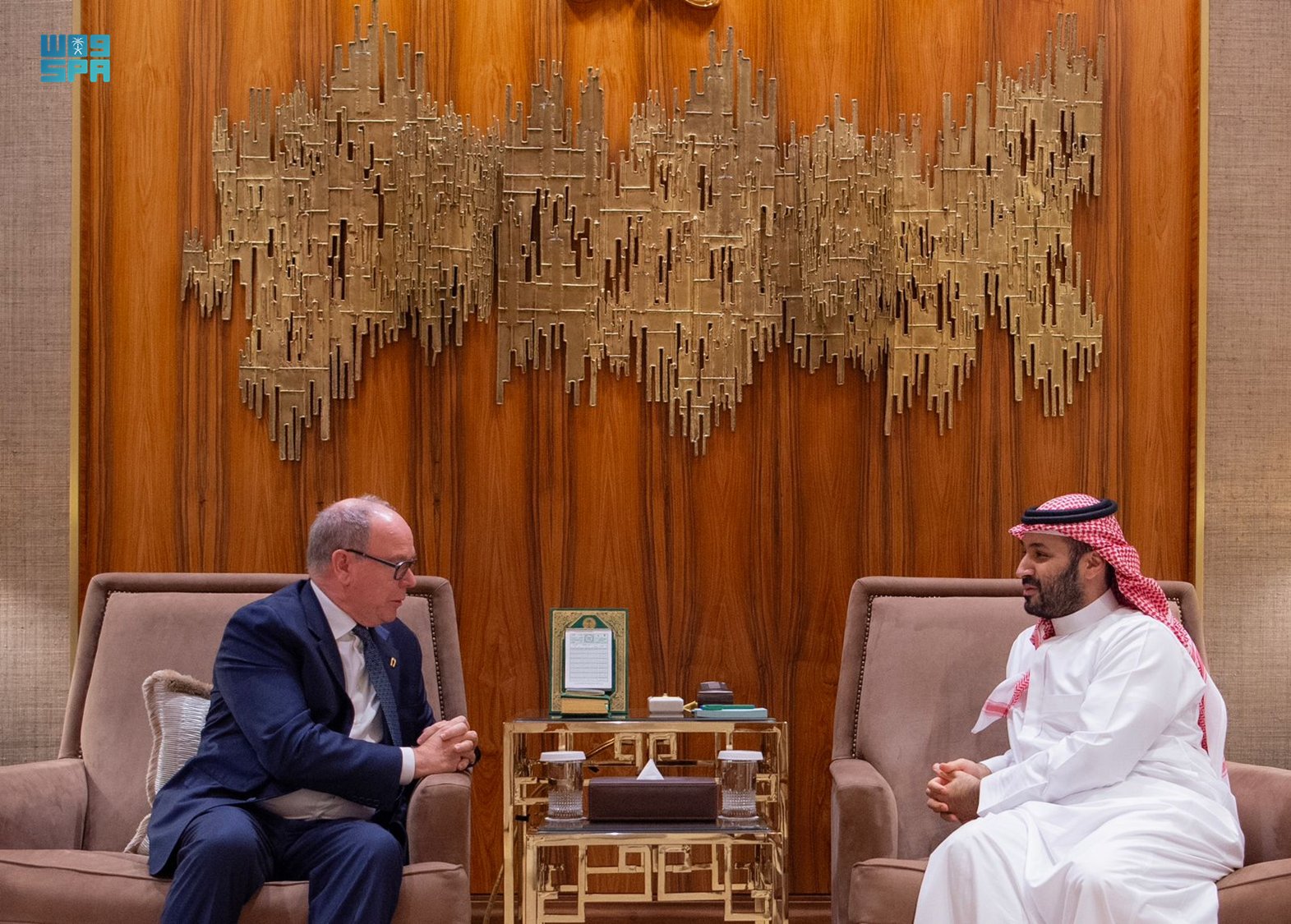 Saudi Arabia’s Crown Prince Mohammed bin Salman meets with Prince Albert of Monaco in Riyadh on Tuesday. (SPA)