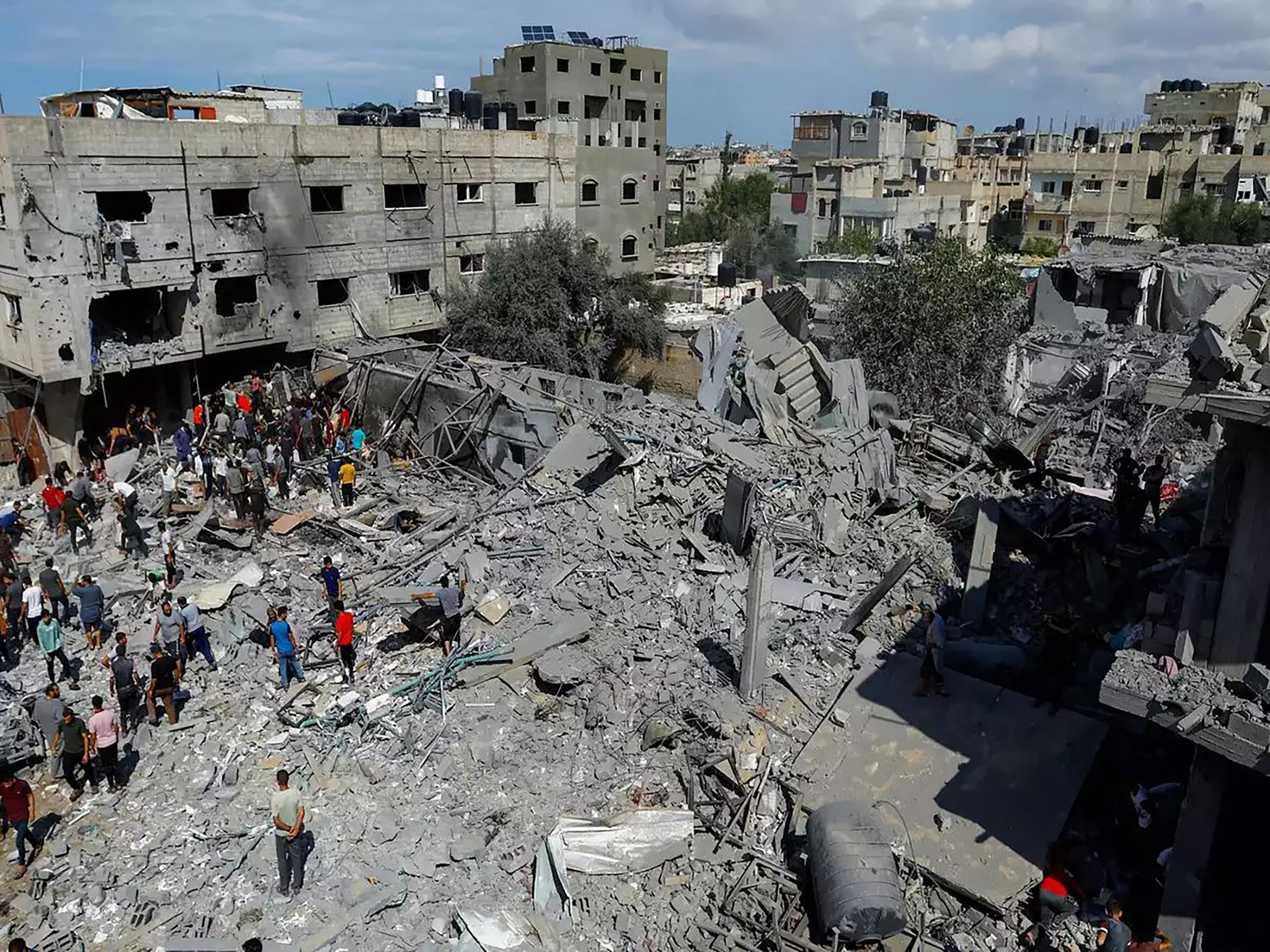 The donation comes amid Israel’s escalating military operations in the besieged Gaza Strip. (WAM)