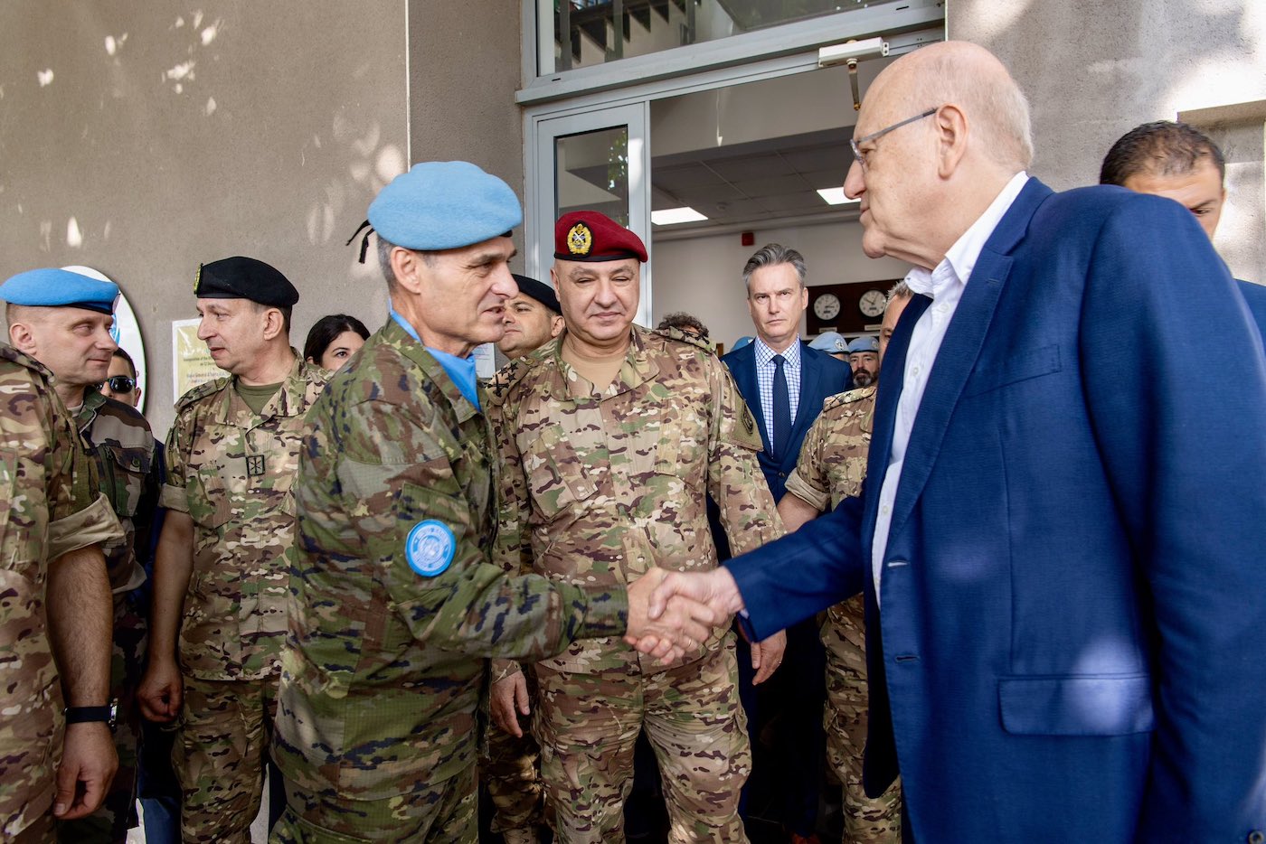 Caretaker Prime Minister Najib Mikati inspected the border area between Lebanon and Israel in an unannounced visit to the south on Tuesday. (UNIFIL)