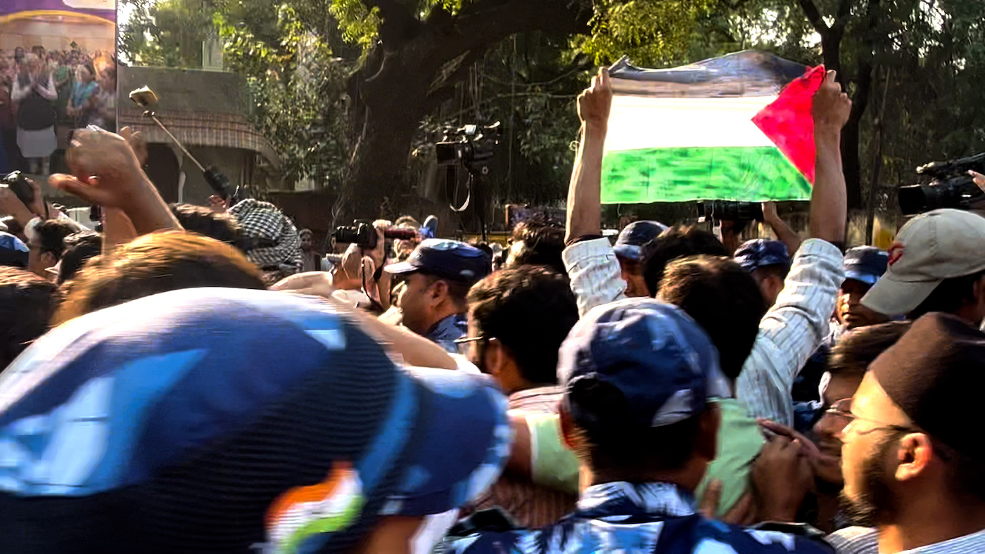 Indian protesters hold a rally in solidarity with Palestine in New Delhi on Oct. 27, 2023. (AN photo)